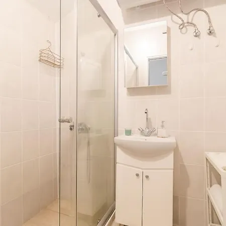 римски терми Apartment *
